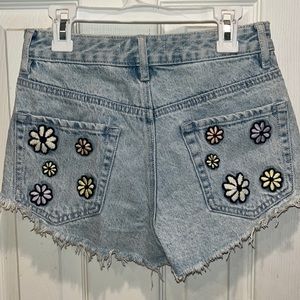 NWOT Flower Printed High Waisted Jean Shorts